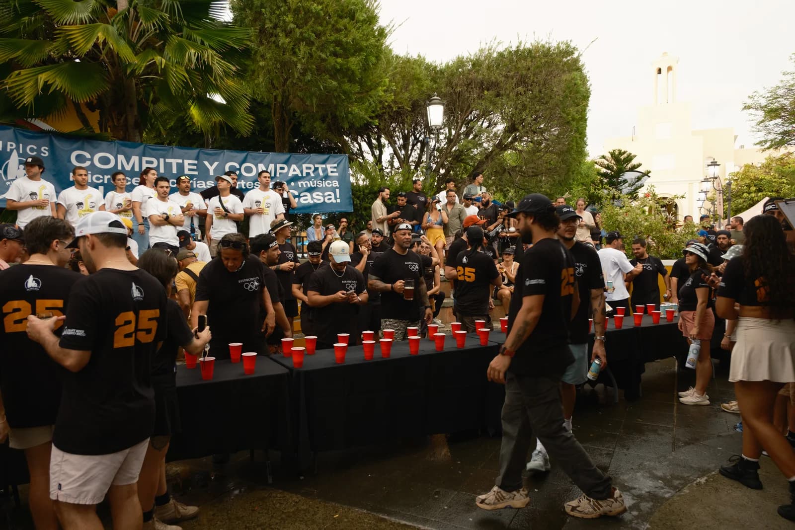 Beer Olympics — compite y comparte en la Plaza de Rincón
